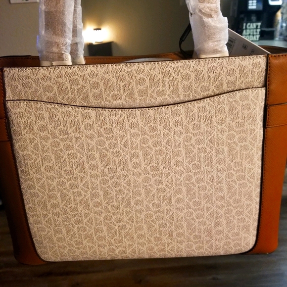 Calvin Klein Purse - Picture 2 of 3